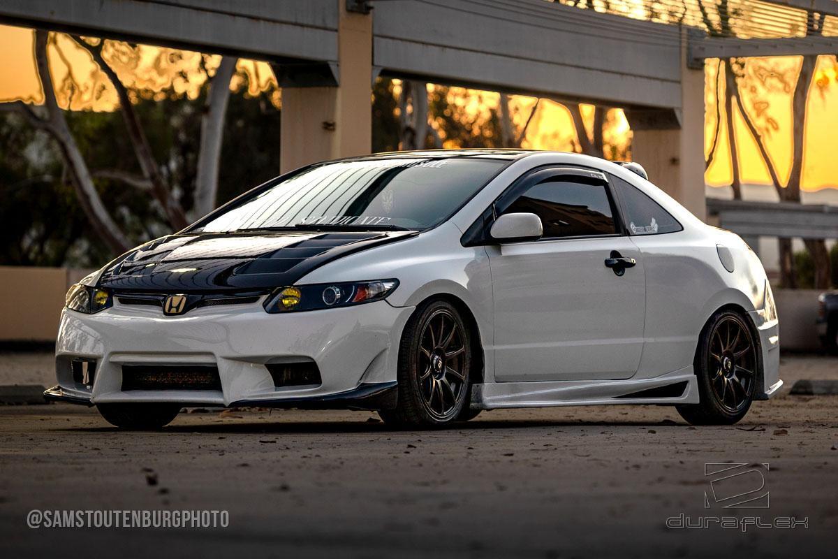 2006-2011 Honda Civic Carbon Creations Circuit Carbon Fiber Hood - Image 2